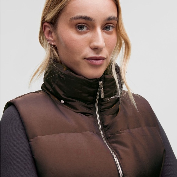 Wunder Puff Cropped Vest - Picture 5 of 13